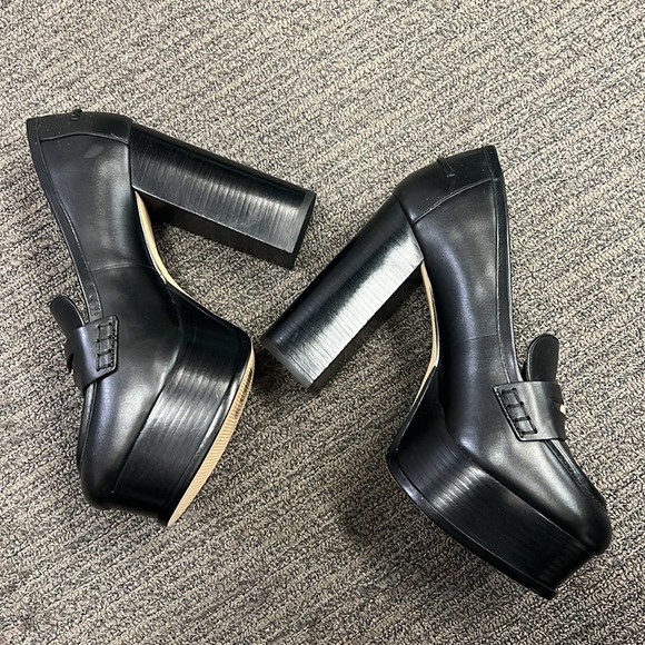 Michael Michael Kors black platform loafer - Picture 2 of 5